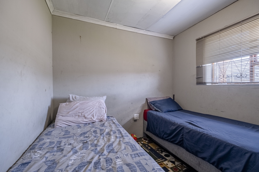3 Bedroom Property for Sale in Overbaakens Eastern Cape